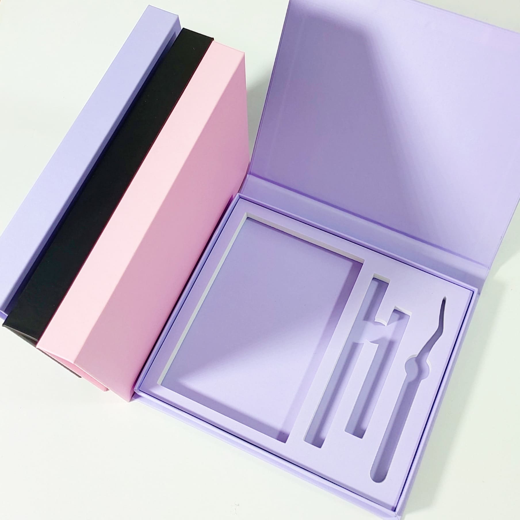 Cluster Lashes Packaging packaging image